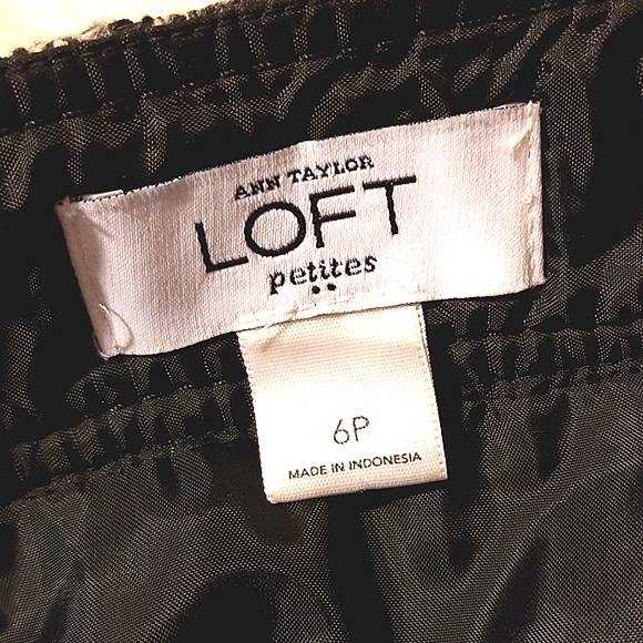 Ann Taylor ❣️for Loft Petites Tweed Skirt - Picture 5 of 6